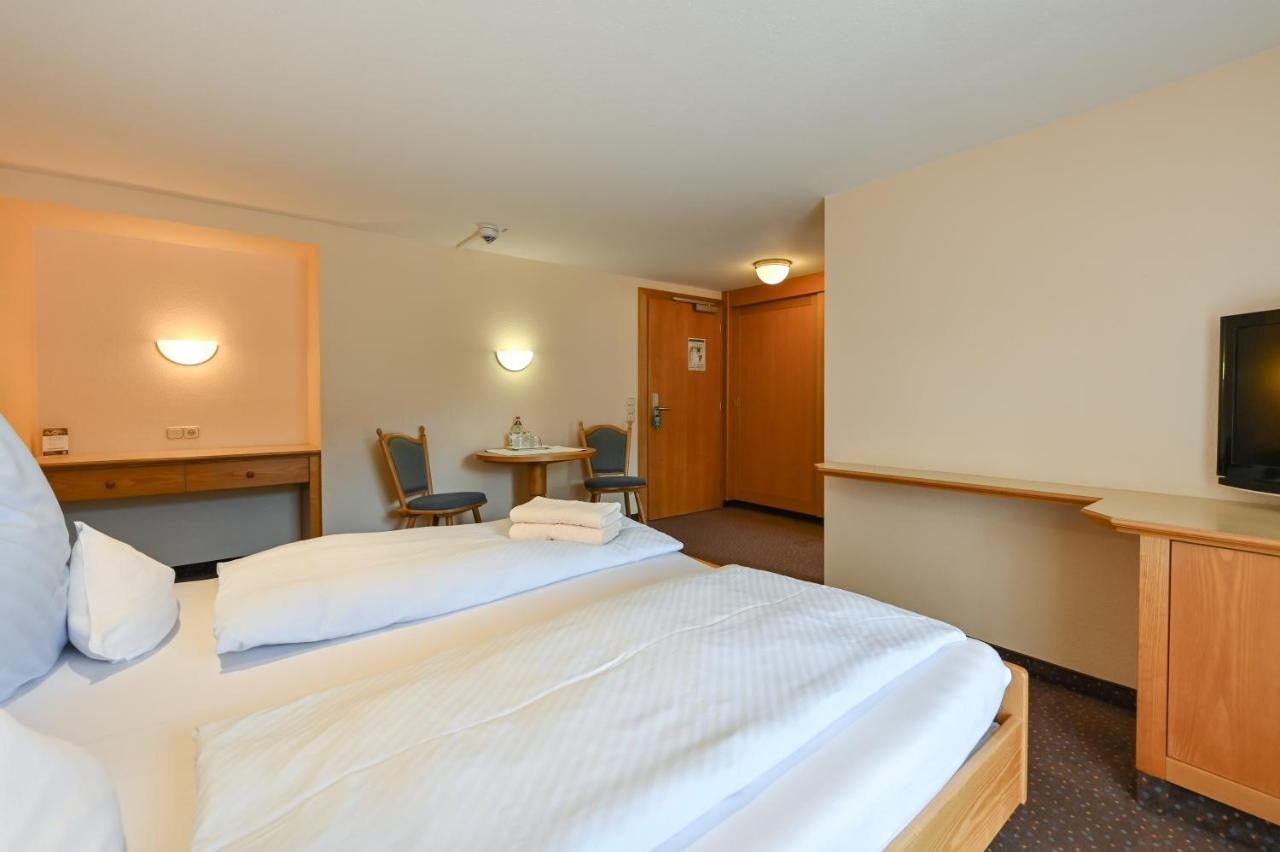 Hotel Weinbauer Швангау Екстериор снимка