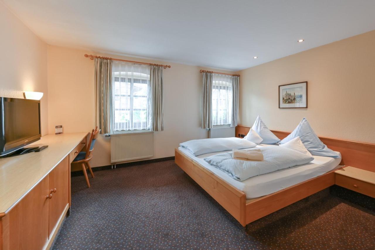 Hotel Weinbauer Швангау Екстериор снимка