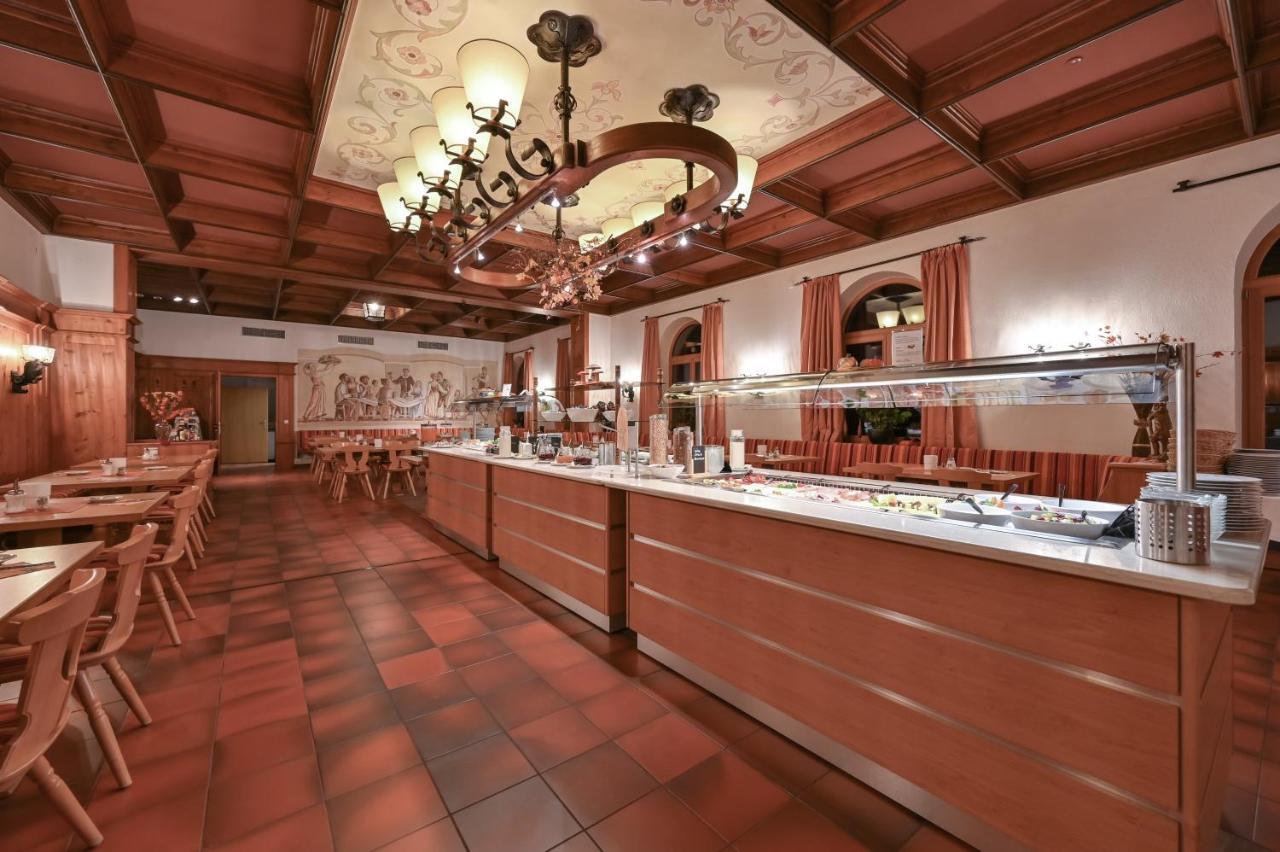 Hotel Weinbauer Швангау Екстериор снимка