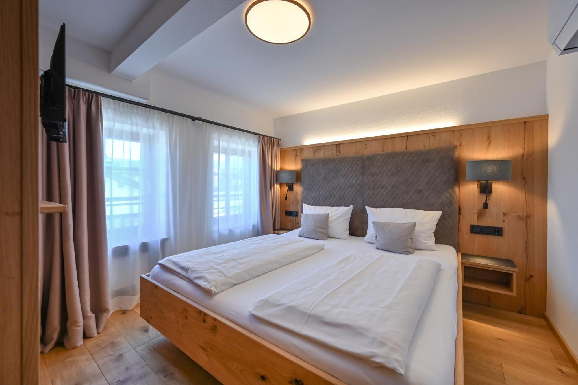 Hotel Weinbauer Швангау Екстериор снимка