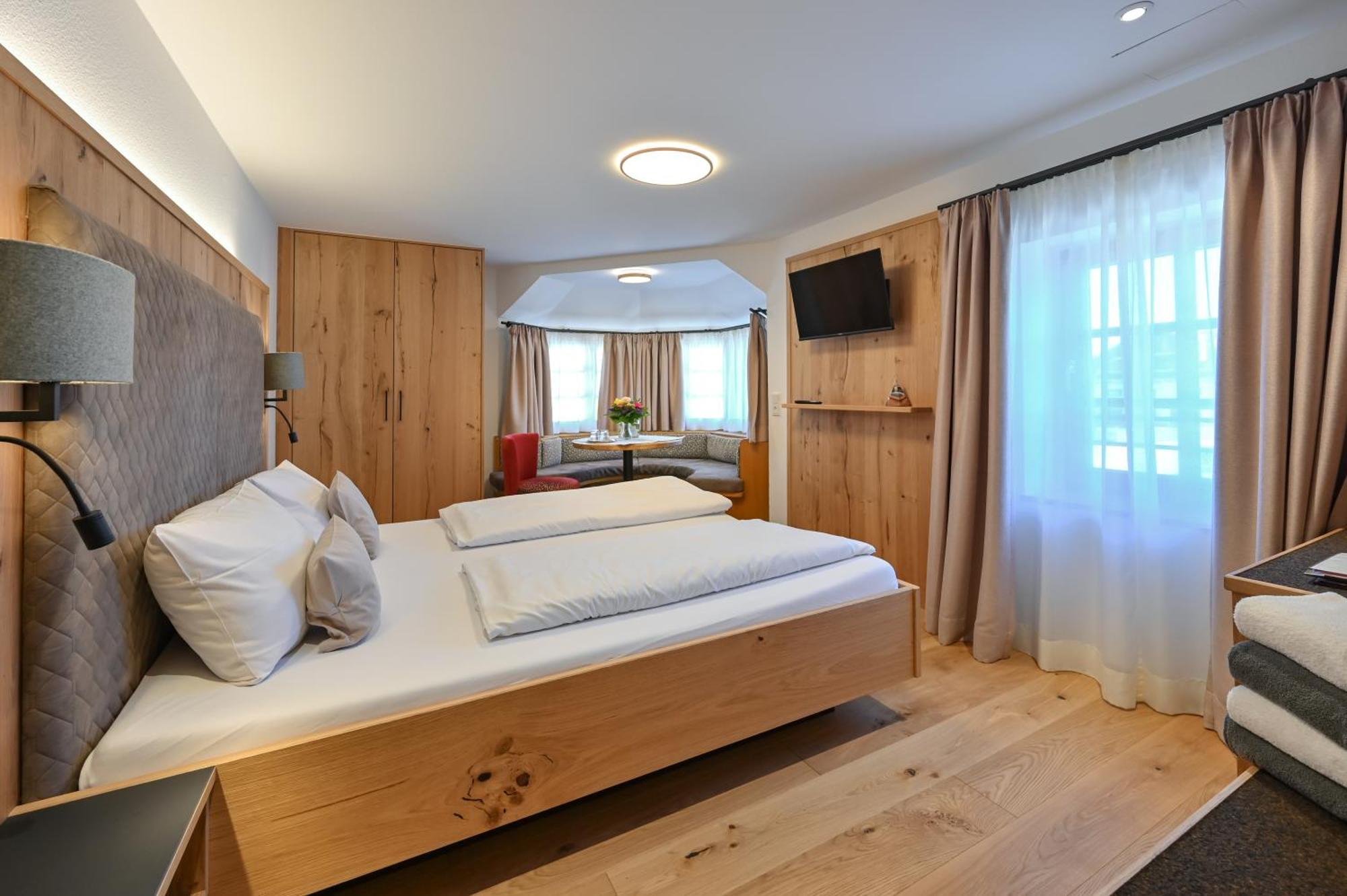Hotel Weinbauer Швангау Екстериор снимка